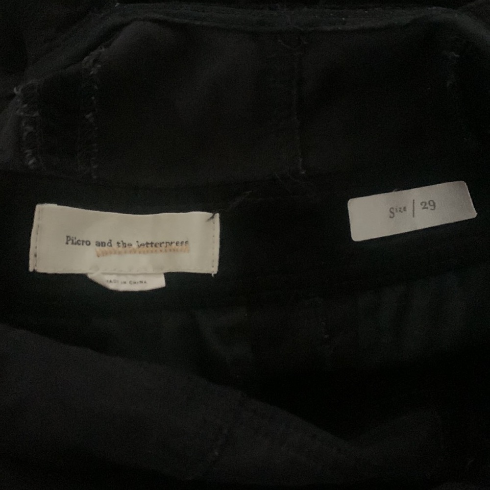 Anthropologie Pilcro and the Letterpress black velvet overalls SZ 29 - Picture 6 of 9